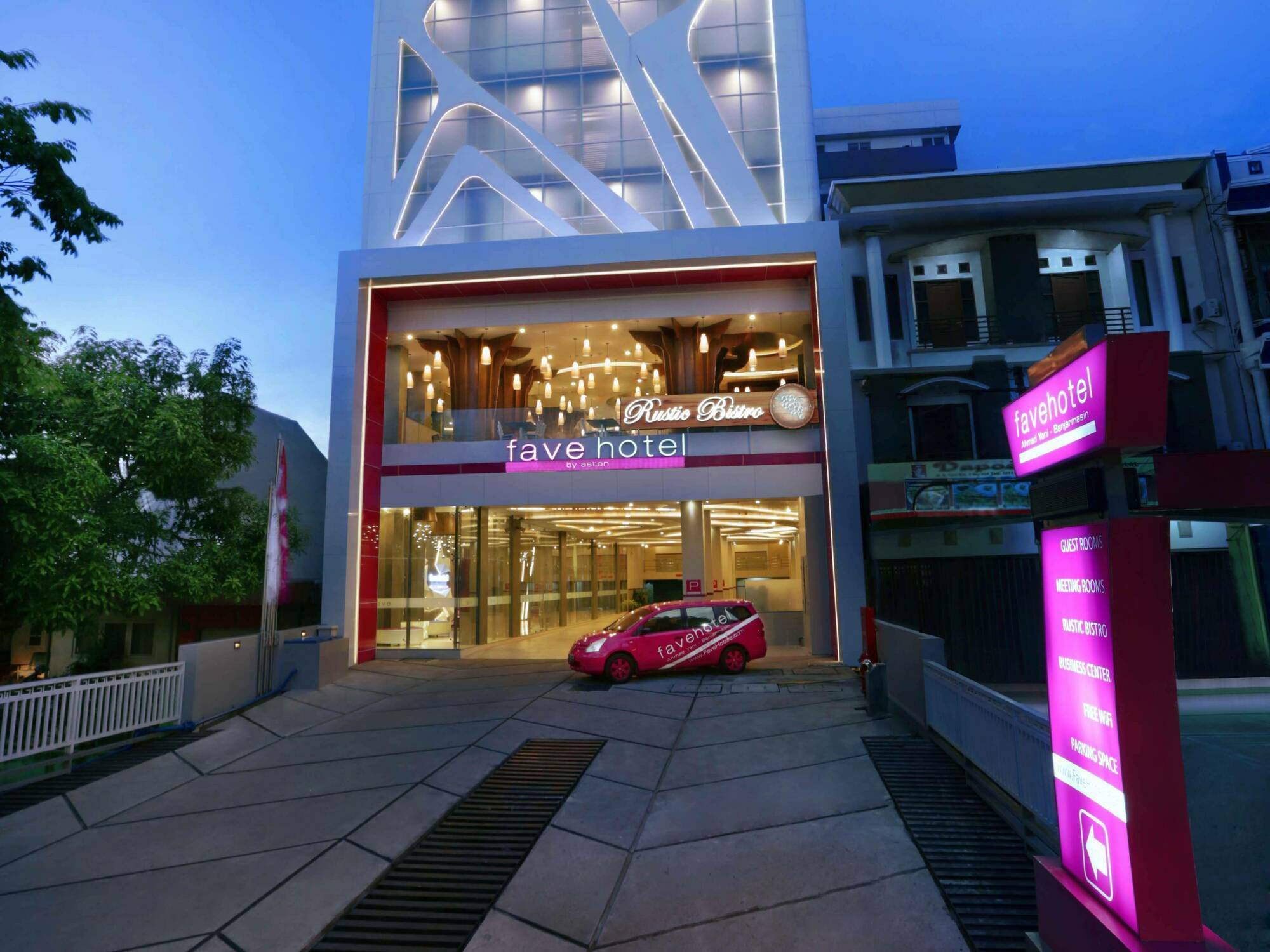 Favehotel Ahmad Yani Banjarmasin Exterior foto